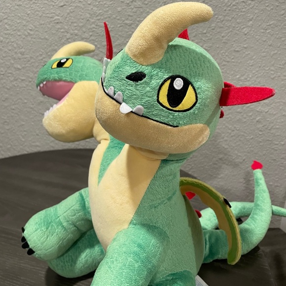 Build a bear how to train your dragon plush - Picture 3 of 4